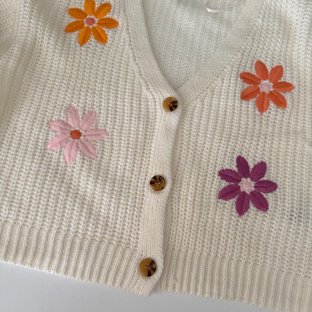 Freshman Kids' Cozy Floral Embroidered Cardigan Sweater M (8/10) - Picture 3 of 5